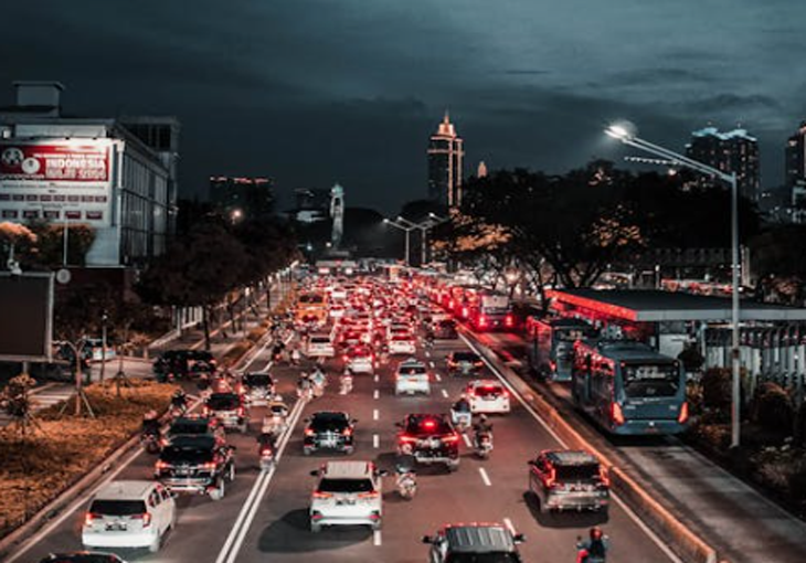 Are LED Clearance Marker Lights Required by Law？